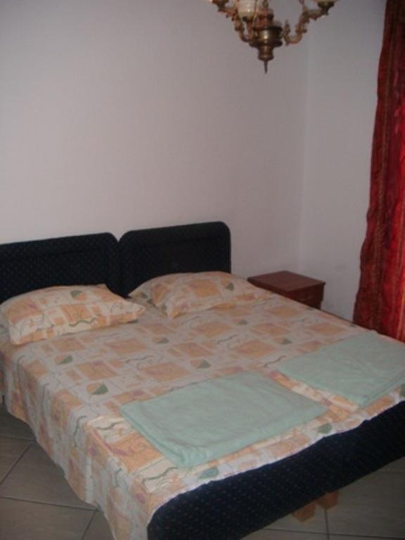 Apartments Pekic Bar Rum bild